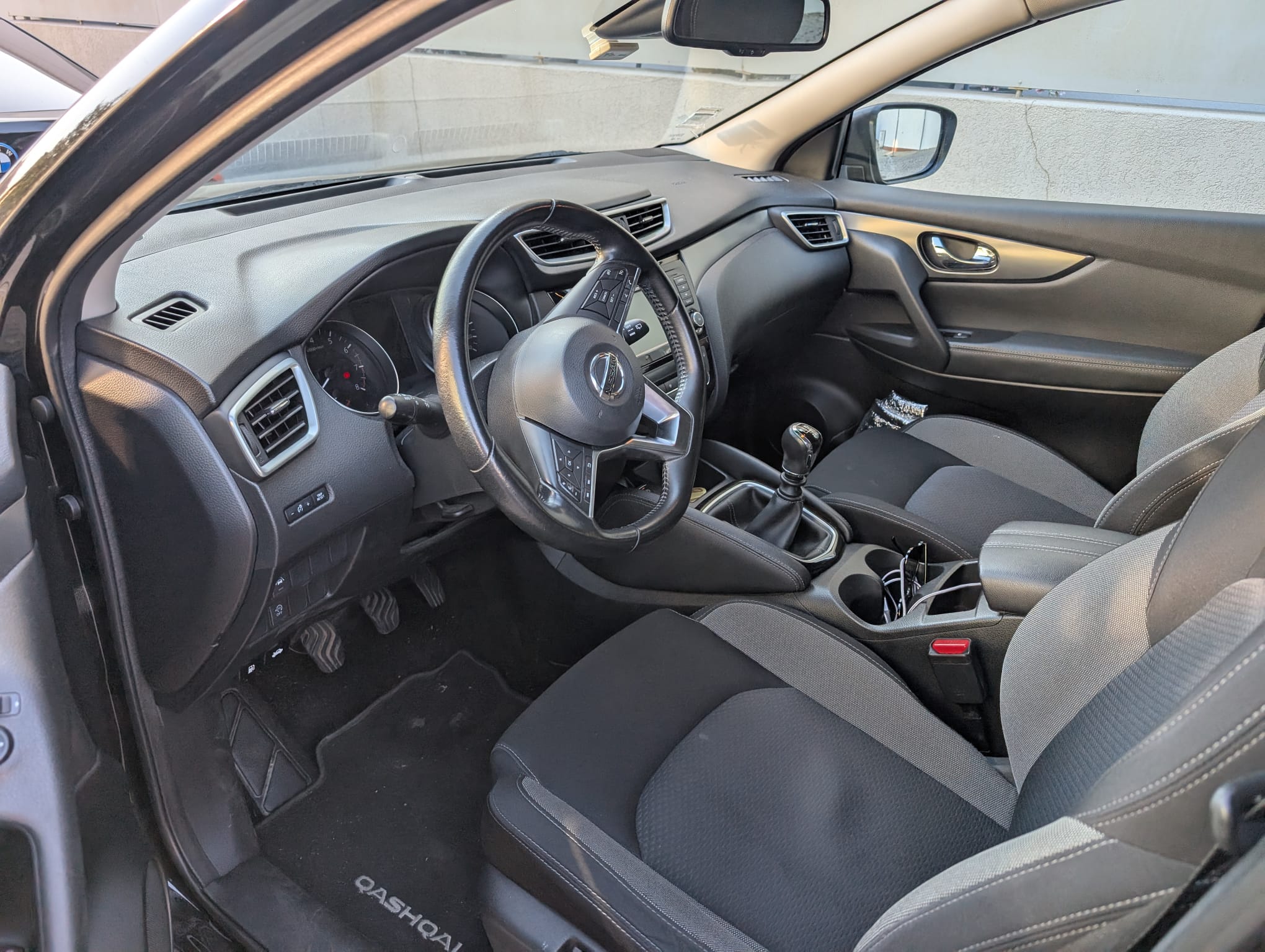 qashqai interior frente